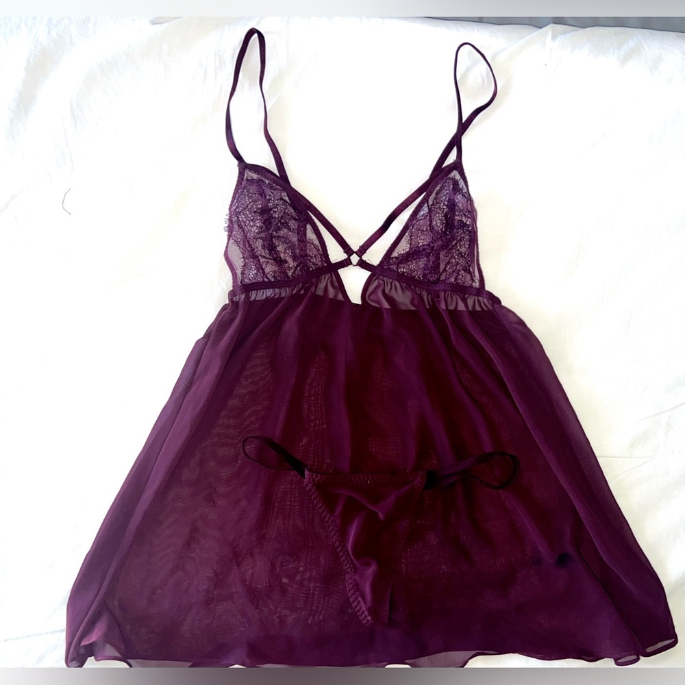Victorias Secret lace babydoll lingerie and matching thong in eggplant size s